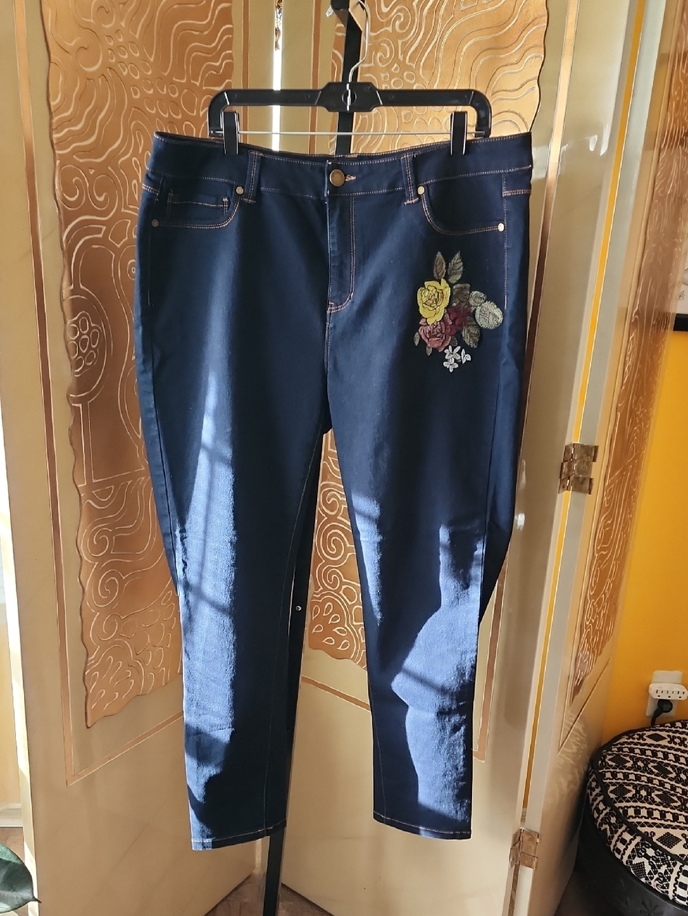 Philosophy Dark Blue Cropped Jeans with Embroidered Floral Accent